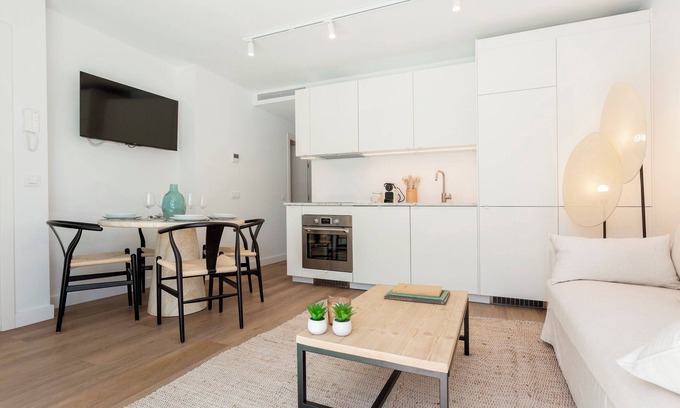 Prosperidad Appartement | Bright 2BD penthouse with private terrace in Madrid. Zabaleta VI