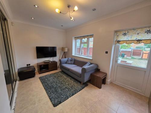 Barkingside Appartement | Bright 3BD Family Home with Garden Barkingside