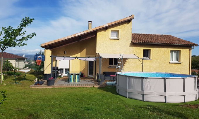 Chateauneuf-sur-Isere Maison | Maison lumineuse climatisée calme et agréable avec nouvelle piscine creusée