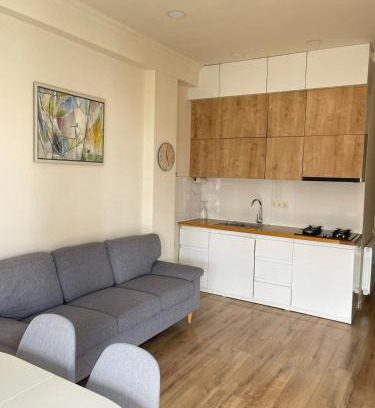 Saburtalo Appartement | Bright & Airy Hideaway