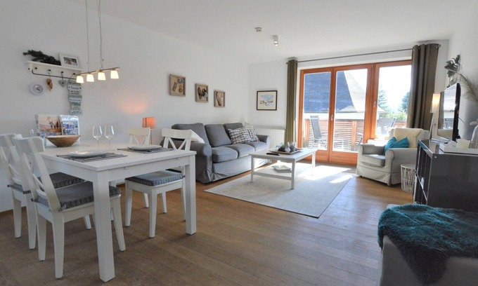 Hinterthal Appartement | Maison claire et soignée avec balcon sud-ouest