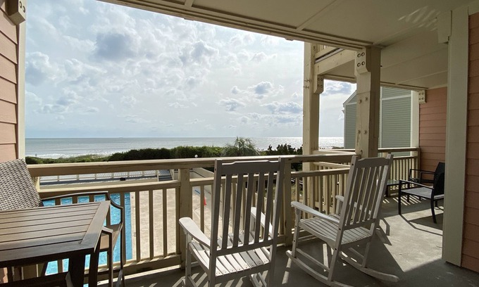 Caswell Beach Copropriété | Condo lumineux et Beachy Oceanfront 1er étage