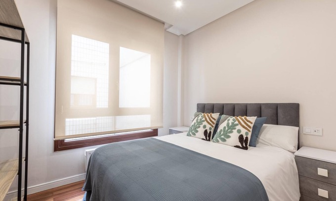 Getxo Appartement | Bright and brand new in Las Arenas