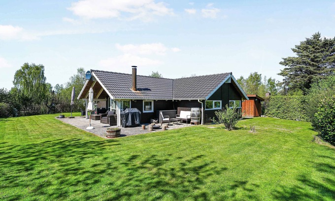 Tikob Maison | Bright and inviting summer house in North Zealand