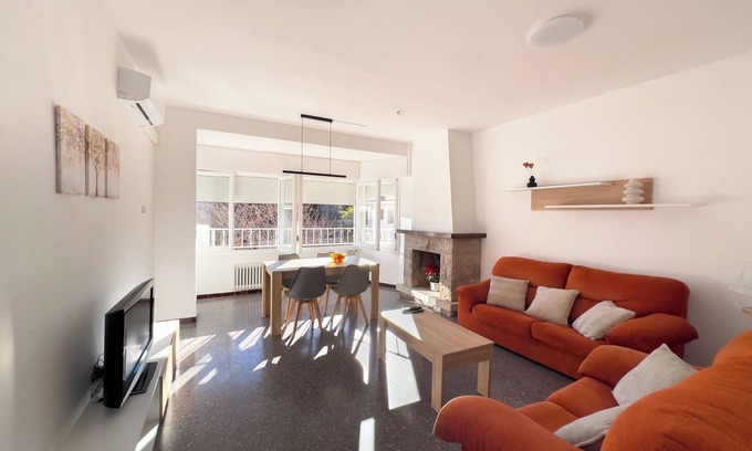 Figueres Copropriété | Bright apartment in Figueras 5 minutes from the Dali museum