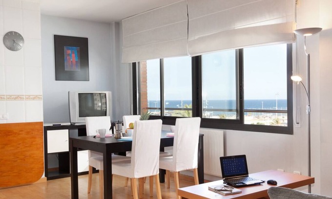 Diagonal Mar i el Front Maritim del Poblenou Appartement | Appartement lumineux près de la plage Mar Bella Barcelone