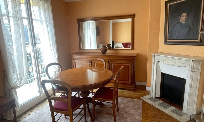 Parc-de-Montsouris Appartement | Bright Apartment with Balcony - Paris 14th, Alésia