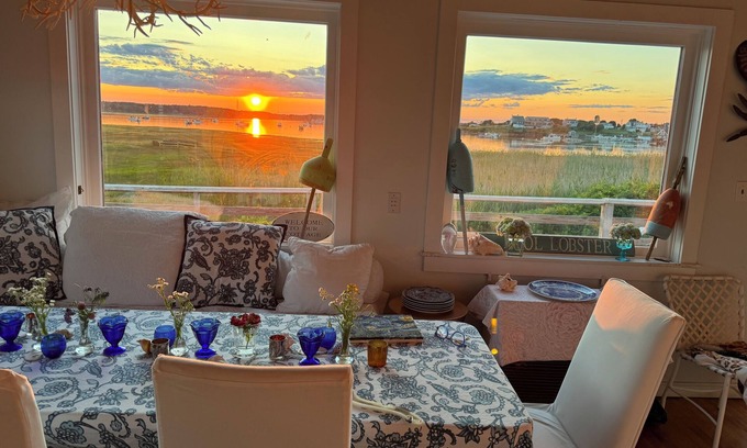 Biddeford Pool Cottage | Bright Beach Cottage, Vues sur la mer, Chiens OK, Lune de miel, Mariages