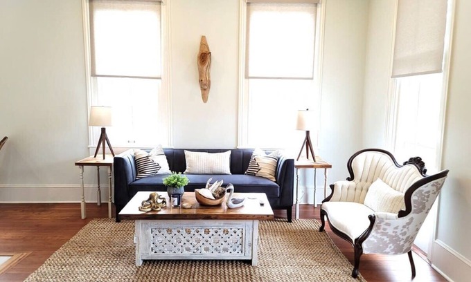 Old East Hill Appartement | Bright & Cozy Historic Getaway | Suite 2 - 1st floor