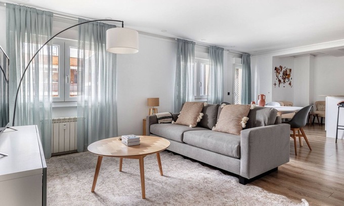 Guindalera Appartement | Bright Guindalera 2BR, nr Park & Plaza, by Blueground