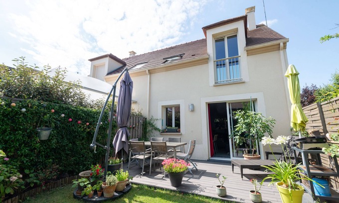 Rambouillet Maison | Maison Lumineuse à proximité du Château, du parc, du centre ville, de la gare