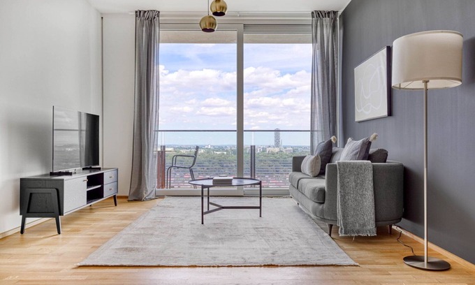 Erdberg Appartement | Bright Landstraße 1BR w/ Pool & DM, nr U3 Erdberg, by Blueground