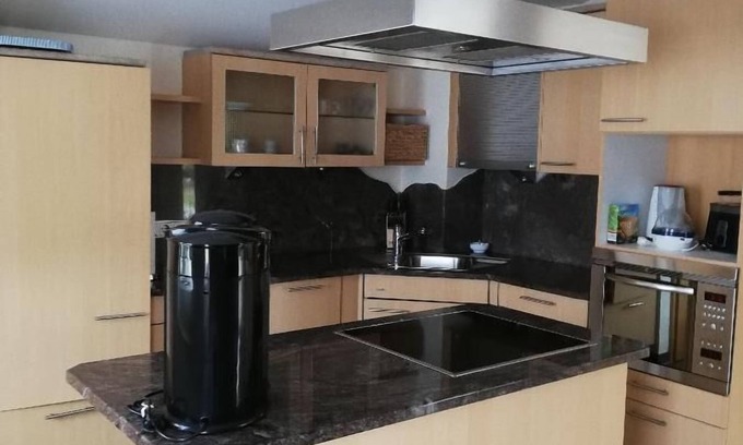 Lichteneck Appartement | Comfort holiday apartment (90sqm) with fully equipped kitchen and WiFi
