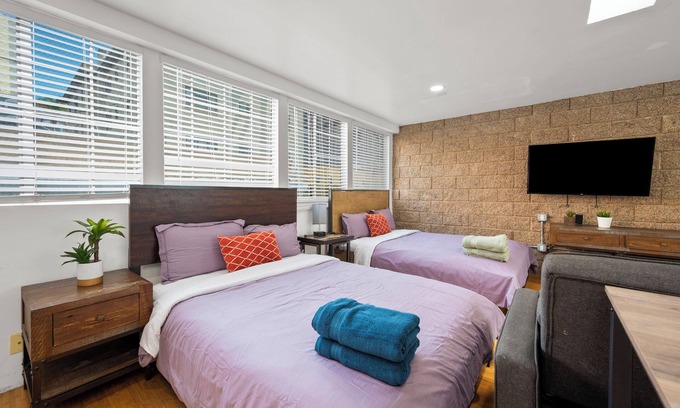 Cortez Hill Appartement | Bright Remodeled 2 queen beds Studio Close Little Italy