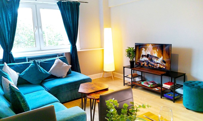 Gorgie Appartement | Appartement-Salle de bain partagée-Confort-Balcon-3 bed free parking
