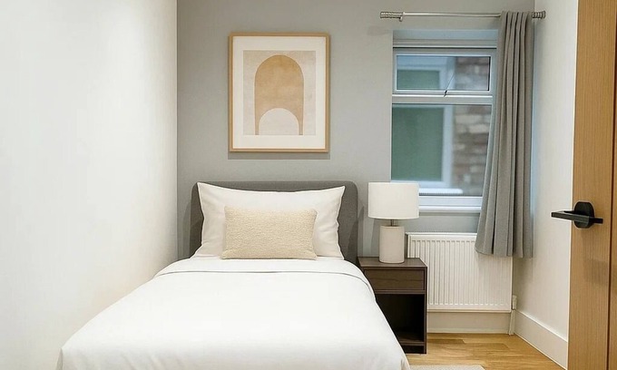 Harrow Weald Maison | Bright & Spacious London Retreat – Ideal for Families & Groups