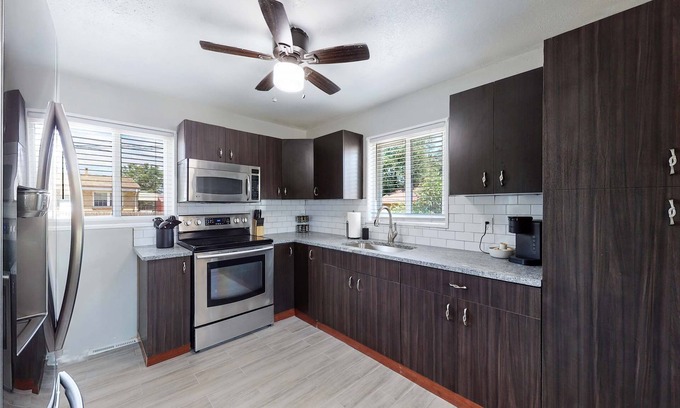 Twin Lakes Appartement | Bright & Spacious Upper Unit with Two Bedrooms in Denver