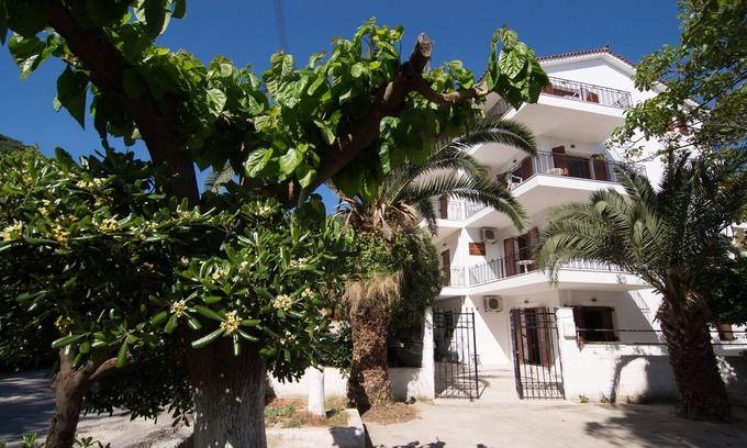 Poros Appartement | lumineux, magnifique maison
