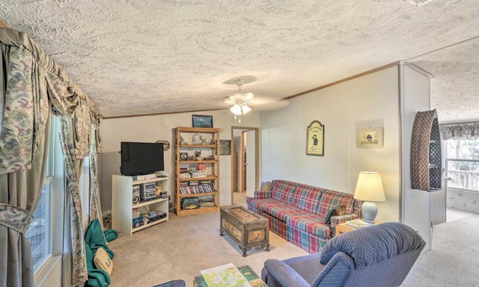 Steinhatchee Maison | Bright Steinhatchee Home Proximity to Ocean!
