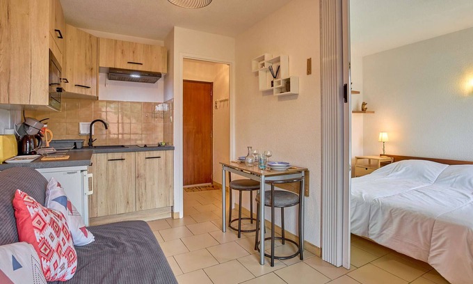 Barbotan-les-Thermes Appartement | Bright T1 bis for 2, sunny terrace, parking, wifi