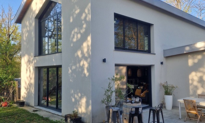 Gragnague Maison | Bright villa+ studio