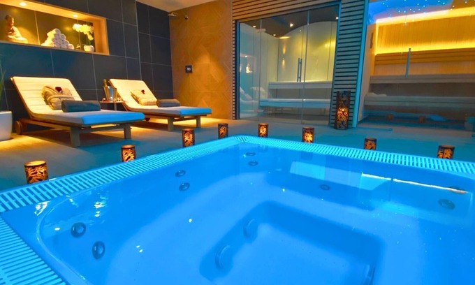 Lecousse Hôtel | Brit Hotel Piscine & Spa - Fougères