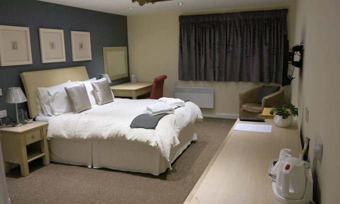 Bradnop Maison | Broadwell Guest House