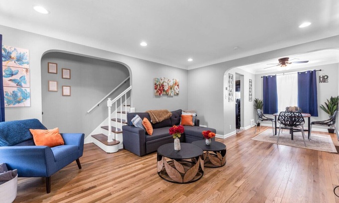 Brooklyn Appartement | Brooklyn Townhome|9 Miles to Downtown|Sleeps 5