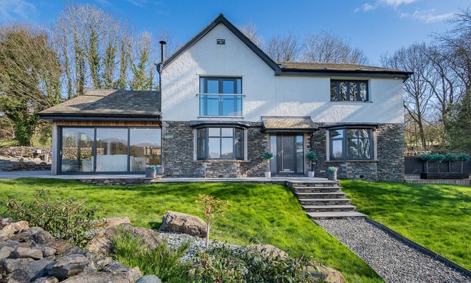 Windermere Maison | Broom Hill, Luxury home with Swim Spa - sleeps 8