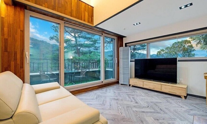 Jecheon Maison | BS Jecheon Pension