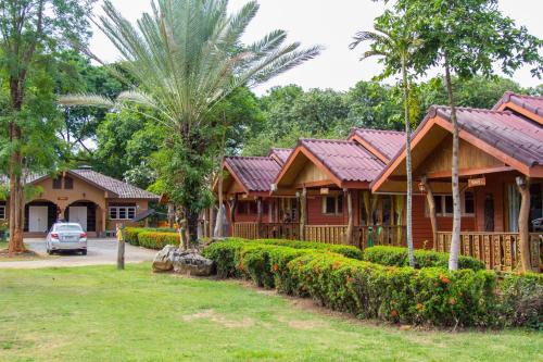 Kaeng Sian Station Balnéaire | Buasawan Resort & Restaurant