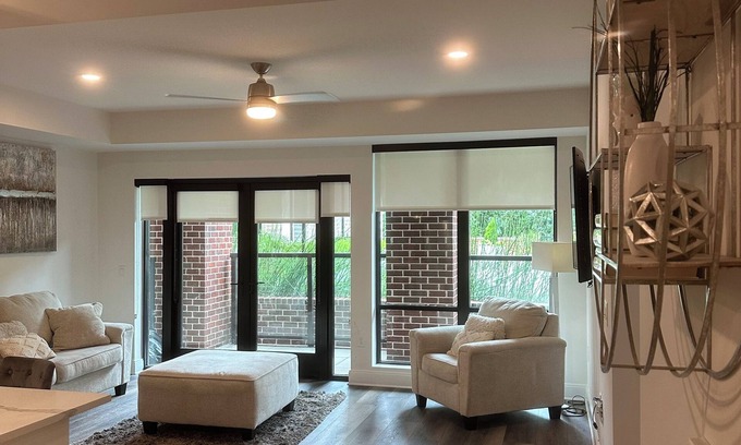 Buckhead Appartement | Buckhead Escape 1BR + Den + Balcony & Pool View
