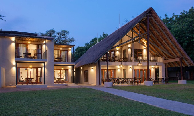 Nkomazi Cabine | Buckler’s Africa Lodge Kruger Park