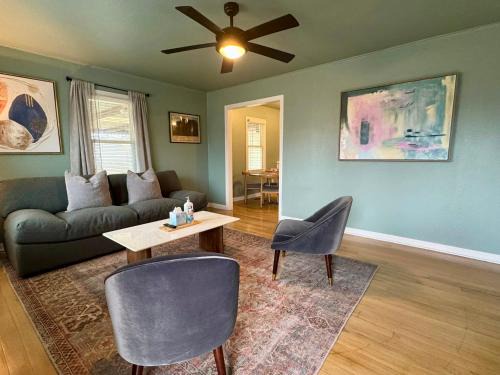 Midwest City Maison | Budget 2br Stay Near Tinker Afb Pet Friendly L1