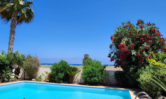 Pervolia Villa | Budget Escape to Pervolia Seaside