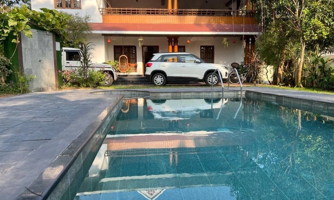Alappuzha Lit Et Petit-Déjeuner | Budget friendly beach side villa with pool.