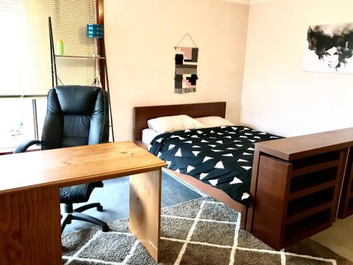 Clayton Maison | Budget Homestay in Clayton - PRIVATE ROOM