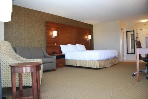 St Ignace Hôtel | Budget Host Inn & Suites