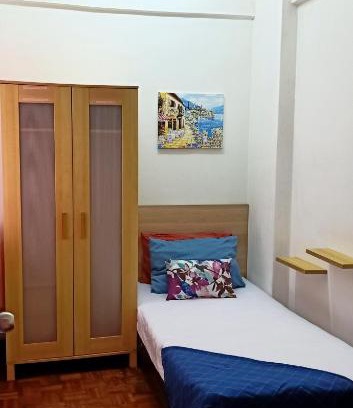 Kuala Lumpur Maison | Budget Single Bedroom at Suria Kipark Damansara with foldable mattress for 2 pax