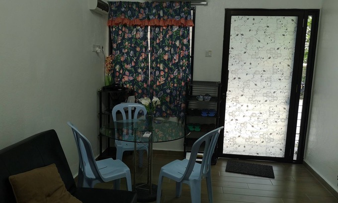 Tanjung Bungah Appartement | Budget Tiny Home à Tanjung Tokong un accès facile aux cuisines locales