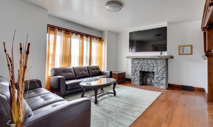 Buffalo Appartement | Buffalo Vacation Rental about 20 Mi to Niagara Falls!