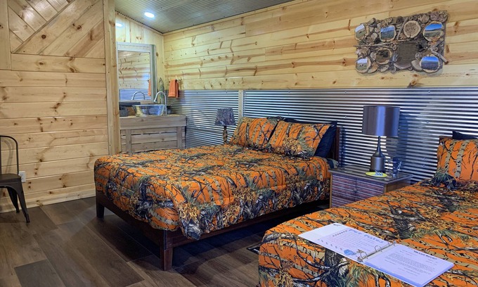 Cache Cabine | Buffalo Wallow Cabin at The Lazy Buffalo Hunting Pet Friendly Wichita Mountains