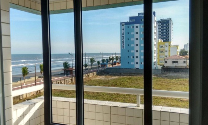 Balneario Martinez Appartement | Immeuble face à la mer. Prix journalier à partir de 150.00