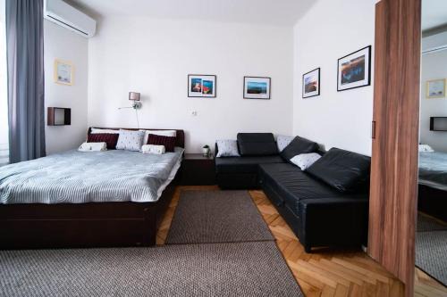 Torokor Appartement | BumbleBee Apartment with AC