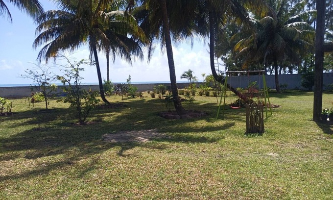 Foulpointe Maison | Bungalow 6 à 8 personnes sur la plage de Foulpointe