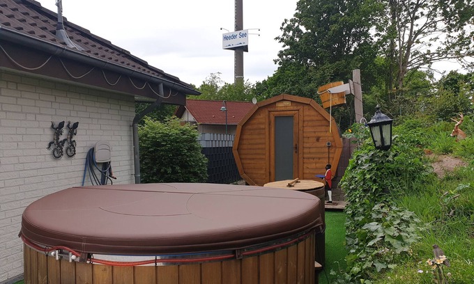 Heede Maison | Bungalow à Heeder See avec sauna, baignoire, bassin profond, 8 pers., Wi-Fi,