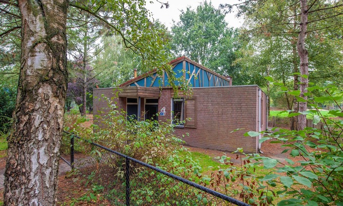 Municipality of Weert Maison | Bungalow à Weerterbergen avec Cheminée