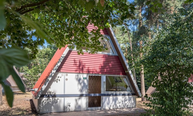 Municipality of Geldrop-Mierlo Maison | Bungalow refait à neuf avec lave-vaisselle, en pleine nature