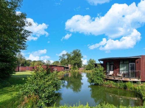 Maubray Maison | Bungalow Near Forest & Lake