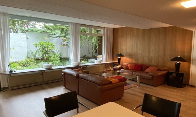 Grafenau Maison | Bungalow near Mercedes and American facilities.Quiet neighbourhood